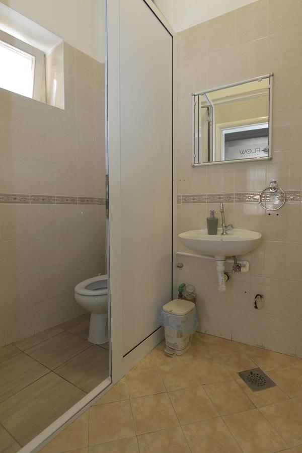 Hostel Flow House Centar Novi Sad Exterior foto